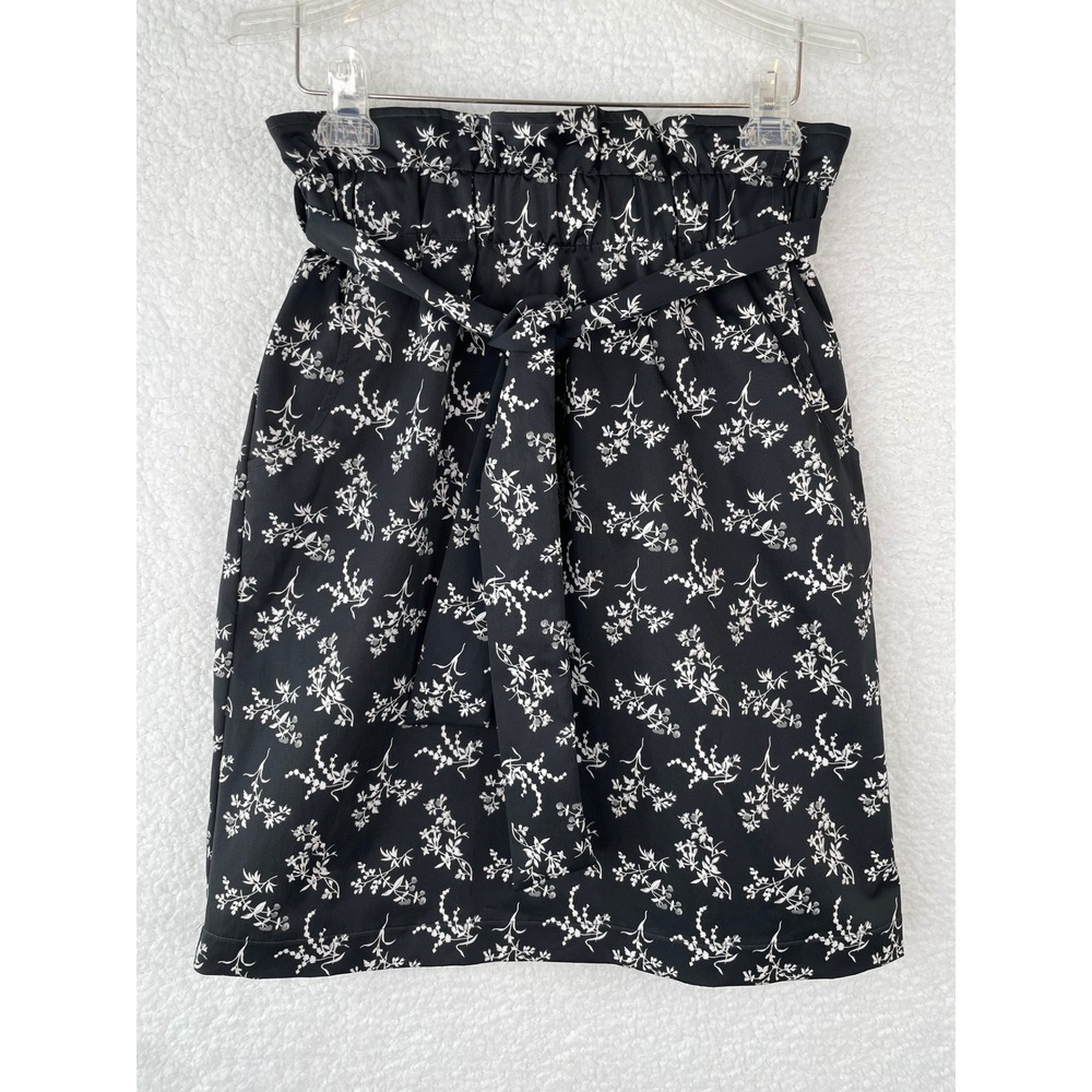 H&M Black White Floral Paperbag Waist Mini Skirt with Belt Size 8 NEW